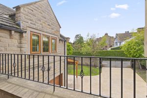 Photo 27- click for photo gallery